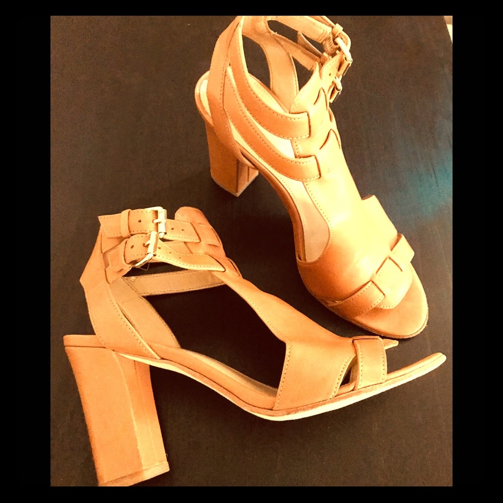👠Via Spiga Leather Sandals 7M